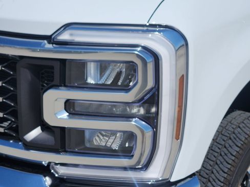 New 2026 Ford F350 Lariat AWD/4WD image 9