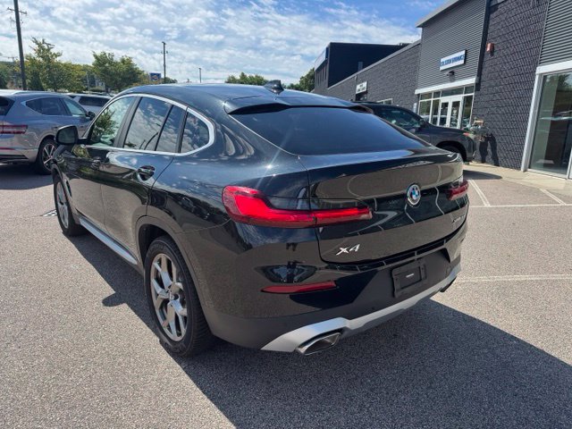 Used 2023 BMW X4 xDrive30i w/ Parking Assistance Package AWD/4WD image 6