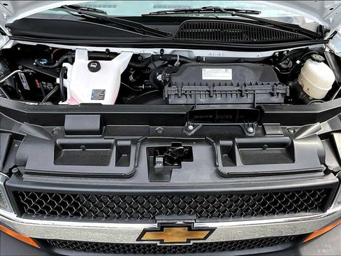 New 2024 Chevrolet Express 3500 w/ Power Convenience Package image 16