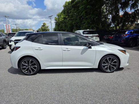 Used 2022 Toyota Corolla XSE FWD image 2
