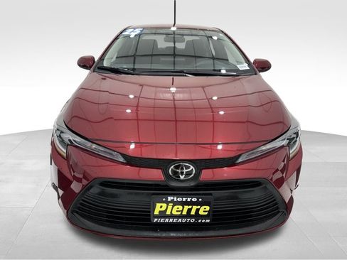 Used 2025 Toyota Corolla LE image 7