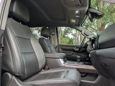 Used 2024 GMC Sierra 1500 SLT w/ SLT Premium Plus Package image 21