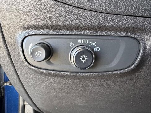 Used 2023 Chevrolet Equinox RS AWD/4WD image 13