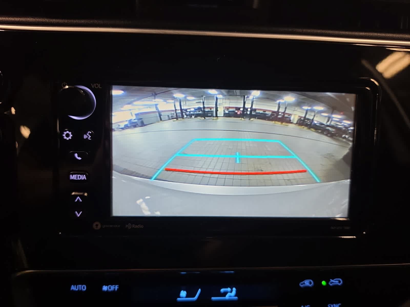 Used 2018 Toyota Corolla iM w/ All-Weather Mat Package FWD image 25