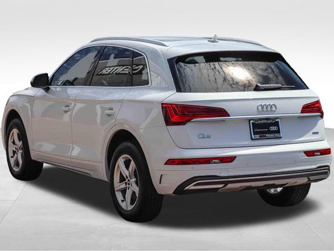 Used 2023 Audi Q5 2.0T Premium w/ Convenience Package AWD/4WD image 5