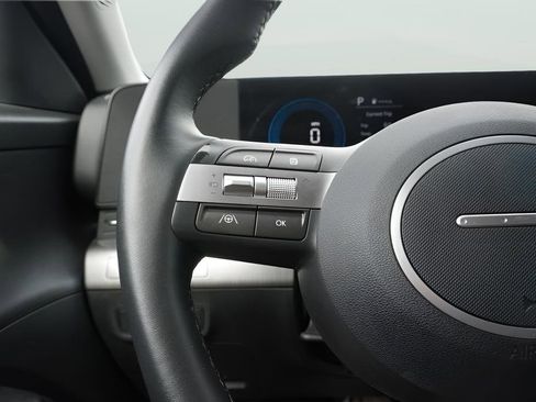 Used 2025 Hyundai Kona SEL image 26