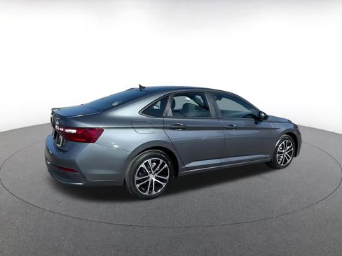 Used 2025 Volkswagen Jetta Sport image 15