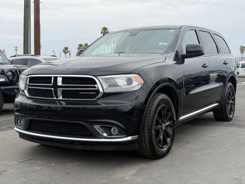 Used 2020 Dodge Durango SXT w/ 3rd Row Seating Group image 3
