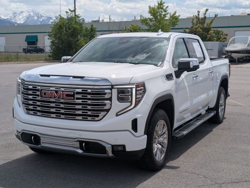 Used 2023 GMC Sierra 1500 Denali AWD/4WD image 8