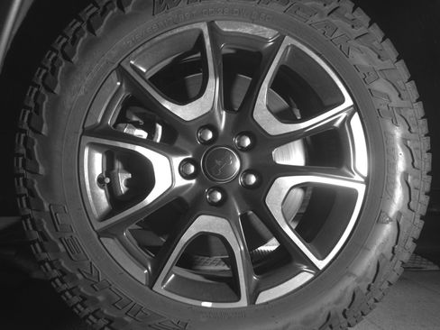 Used 2025 Jeep Compass Trailhawk w/ Trailer Tow Group AWD/4WD image 12