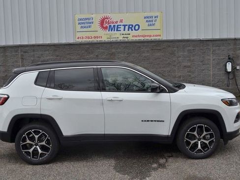 New 2026 Jeep Compass Limited w/ Sun, Sound & Navigation Group image 9