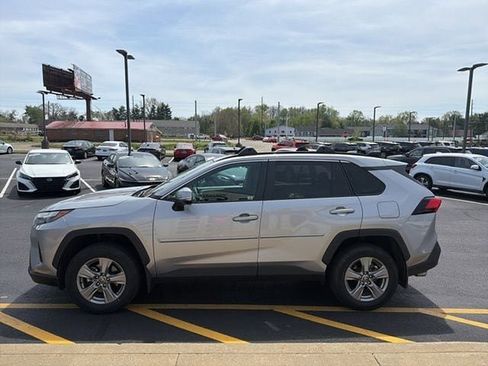 Certified 2023 Toyota RAV4 XLE w/ Convenience Package AWD/4WD image 3
