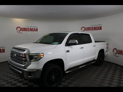 Used 2020 Toyota Tundra 1794 Edition AWD/4WD image 3