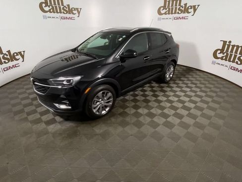 Used 2023 Buick Encore GX Essence w/ Experience Buick Package FWD image 4