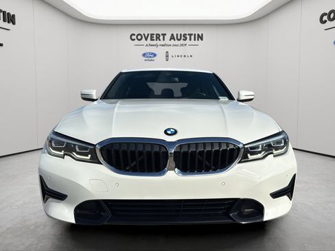 Used 2019 BMW 330i xDrive Sedan AWD/4WD image 6