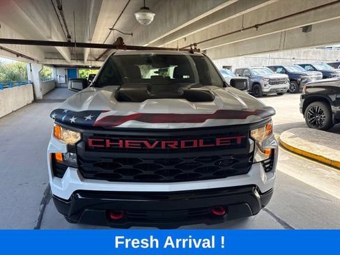 Used 2024 Chevrolet Silverado 1500 Custom Trail Boss w/ LPO, Dark Essentials Package AWD/4WD image 16