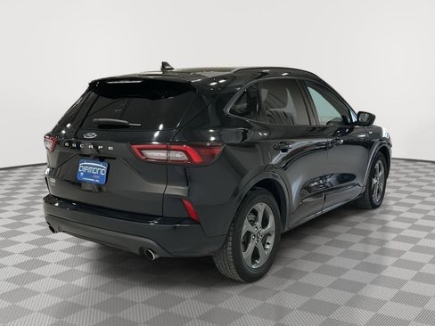 Used 2023 Ford Escape ST-Line image 5