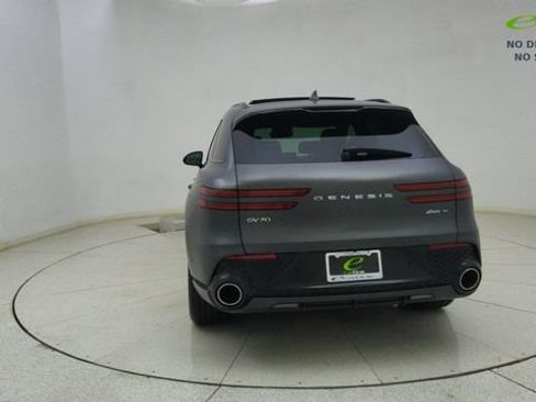 Used 2024 Genesis GV70 3.5T Sport w/ Sport Prestige Package AWD/4WD image 71