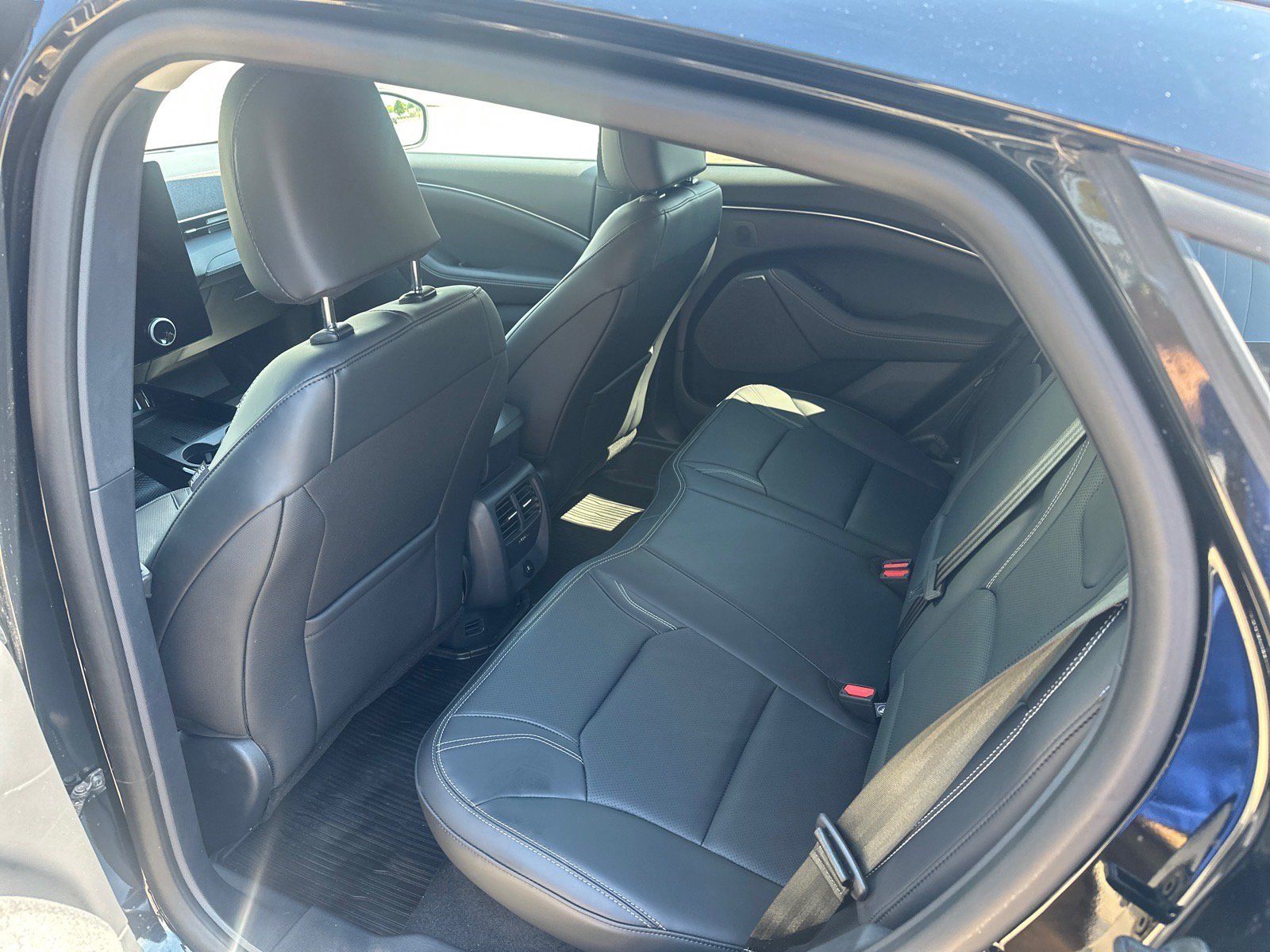 Used 2025 Ford Mustang Mach-E Premium AWD/4WD image 9