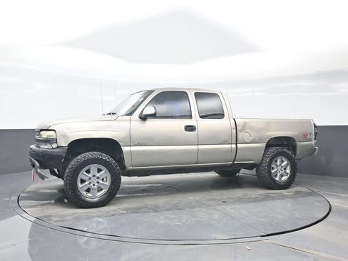 Used 2002 Chevrolet Silverado 1500 LS AWD/4WD image 2