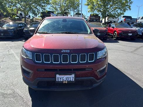 Used 2020 Jeep Compass Sport w/ Cold Weather Group AWD/4WD image 2