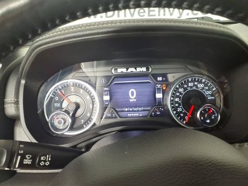 Used 2023 RAM 1500 Laramie AWD/4WD image 20