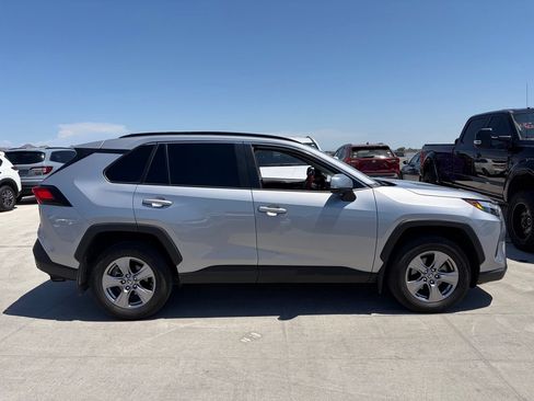 Used 2025 Toyota RAV4 XLE w/ Convenience Package FWD image 2
