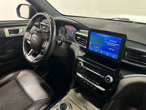 Used 2022 Ford Explorer ST-Line w/ Class IV Trailer Tow Package image 98