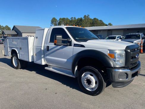 Used 2015 Ford F550 2WD Regular Cab Super Duty image 7