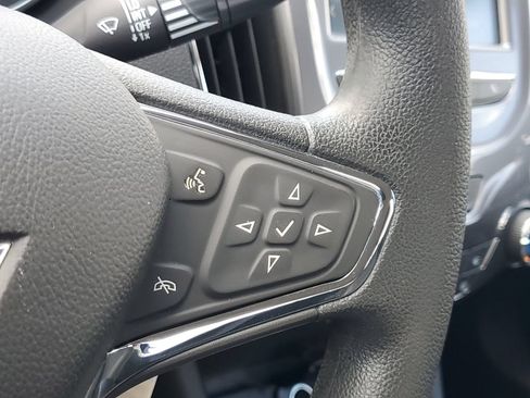 Used 2017 Chevrolet Cruze LT FWD image 20