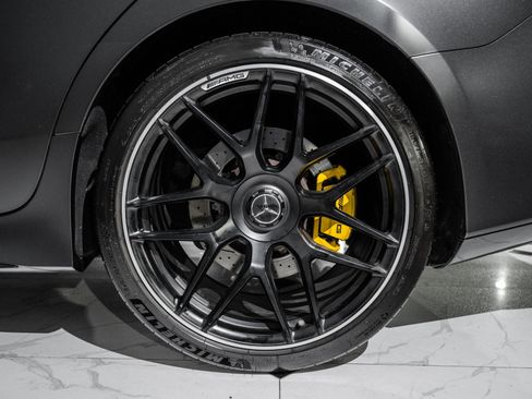 Used 2023 Mercedes-Benz AMG GT 63 S image 16