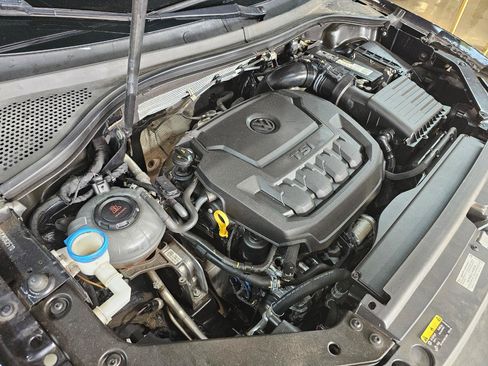 Used 2019 Volkswagen Tiguan SE FWD image 42