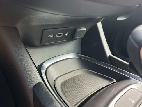 Used 2023 Chevrolet Malibu LT FWD image 33