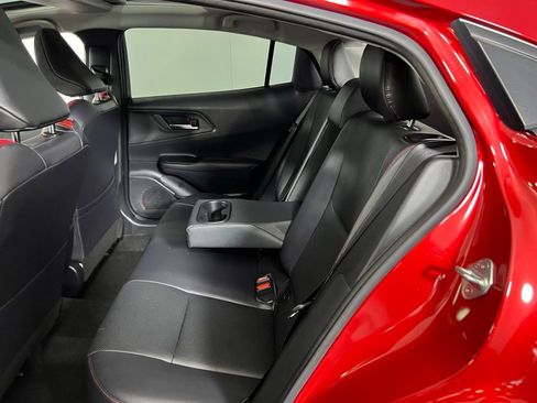 Used 2024 Toyota Prius Prime Premium image 31