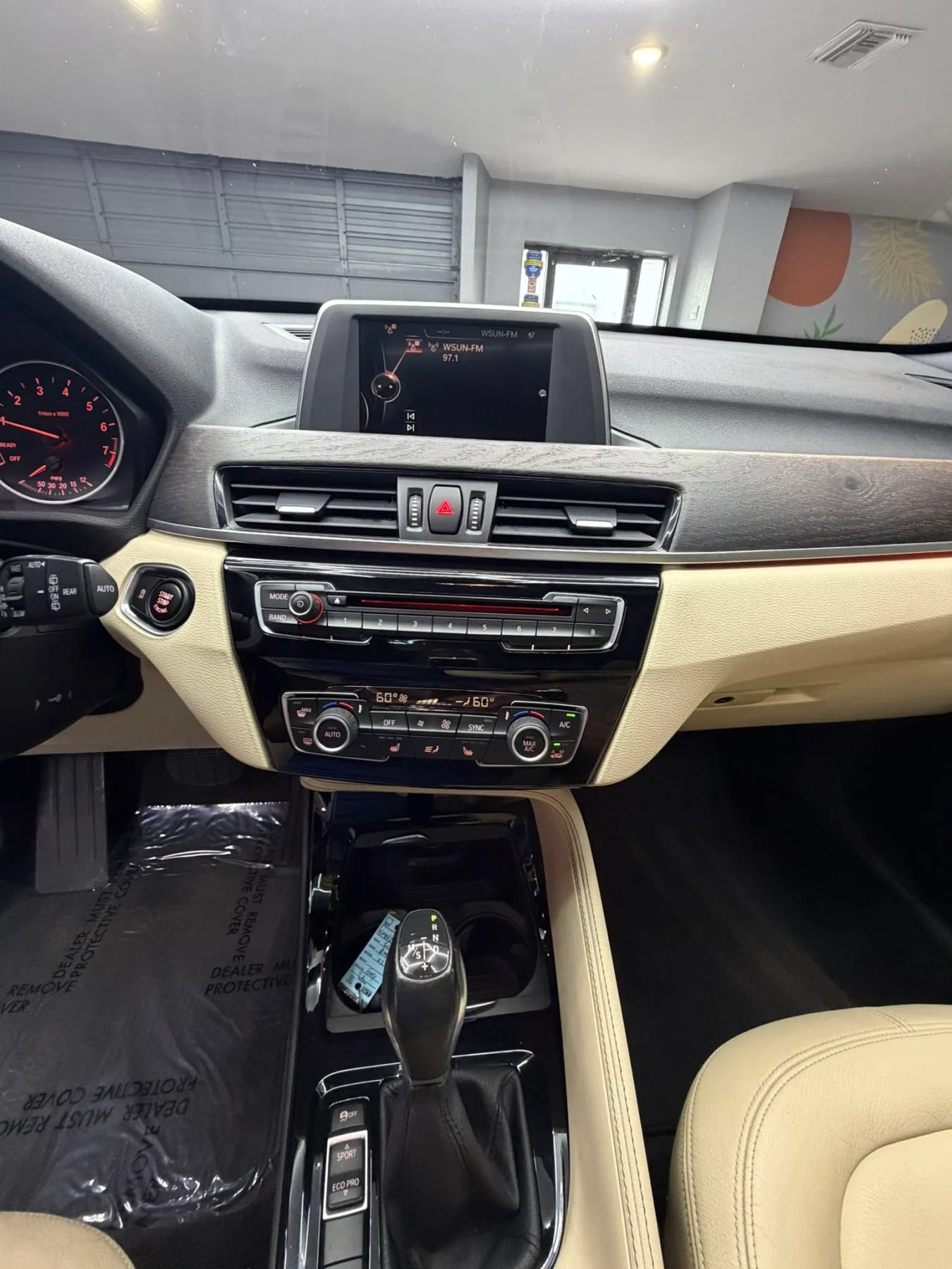 Used 2016 BMW X1 xDrive28i AWD/4WD image 17