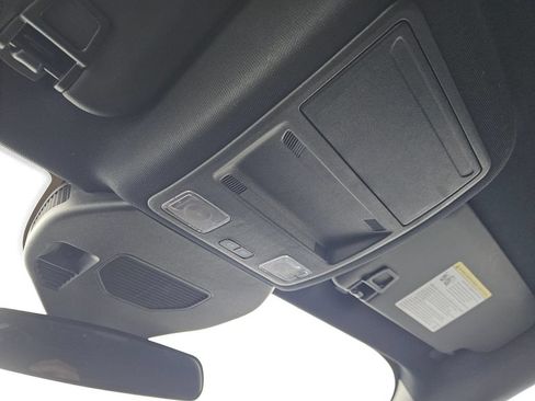 Used 2023 Ford Escape ST-Line AWD/4WD image 33