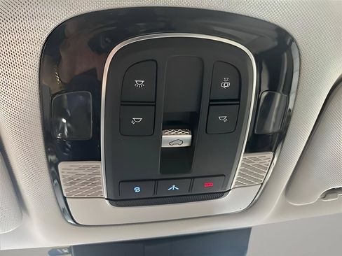 Used 2021 Hyundai Palisade SEL w/ Premium Package AWD/4WD image 16
