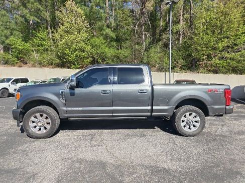 Used 2017 Ford F350 Platinum w/ Platinum Ultimate Package image 5