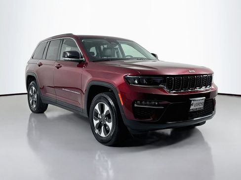 Used 2023 Jeep Grand Cherokee 4WD 4xe image 4