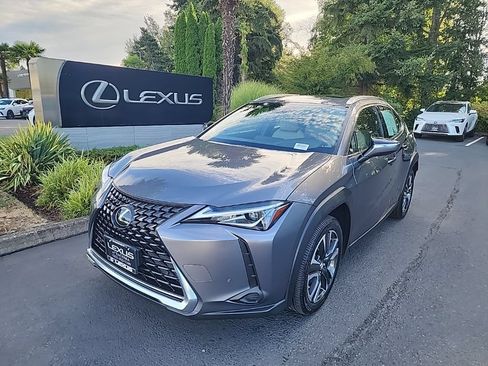 Certified 2020 Lexus UX 200 w/ Premium Package FWD image 2