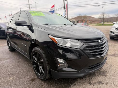 Used 2020 Chevrolet Equinox LT w/ Midnight Edition image 3