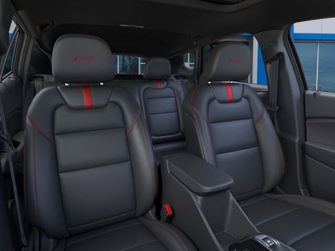 New 2026 Chevrolet Trax RS w/ Sunroof Package FWD image 16