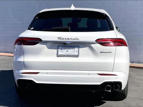 Used 2024 Maserati Grecale GT image 3
