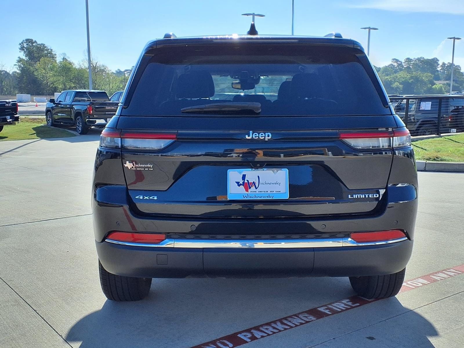 Used 2023 Jeep Grand Cherokee Limited AWD/4WD image 7