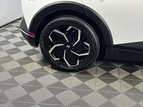 Used 2022 Hyundai Ioniq 5 SE image 11