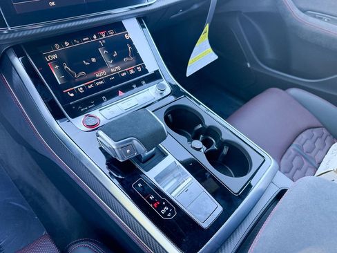 New 2026 Audi RS Q8 performance image 25