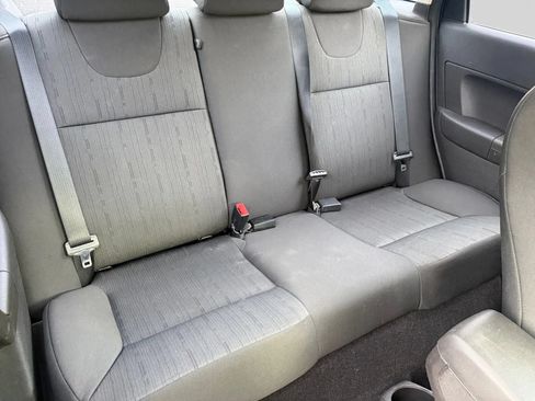 Used 2009 Ford Focus SE FWD image 18