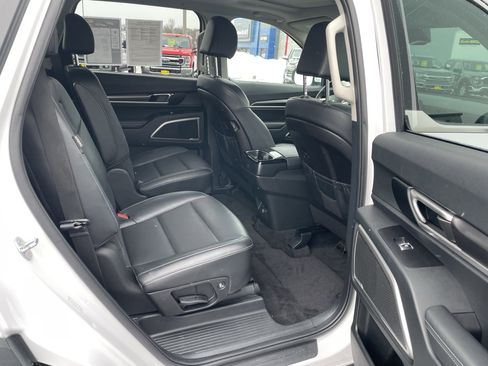 Used 2024 Kia Telluride S w/ S Sunroof Package image 34