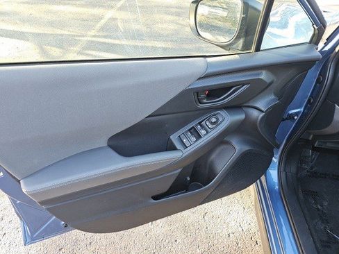 Used 2024 Subaru Crosstrek 2.0i Premium image 21