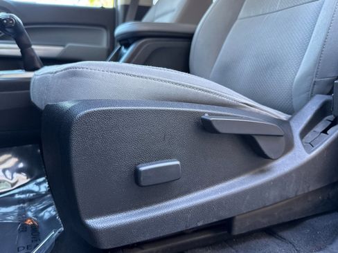 Used 2020 Chevrolet Colorado LT w/ Safety Package image 14